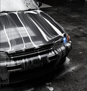 BIG BANANA Car Wash with 100% Brazilian Carnauba Wax - Mirror Finish DetailMirror Finish DetailWash & Wax